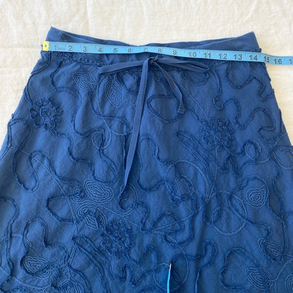 Max Studio Blue Aplique Skirt - Picture 2 of 9